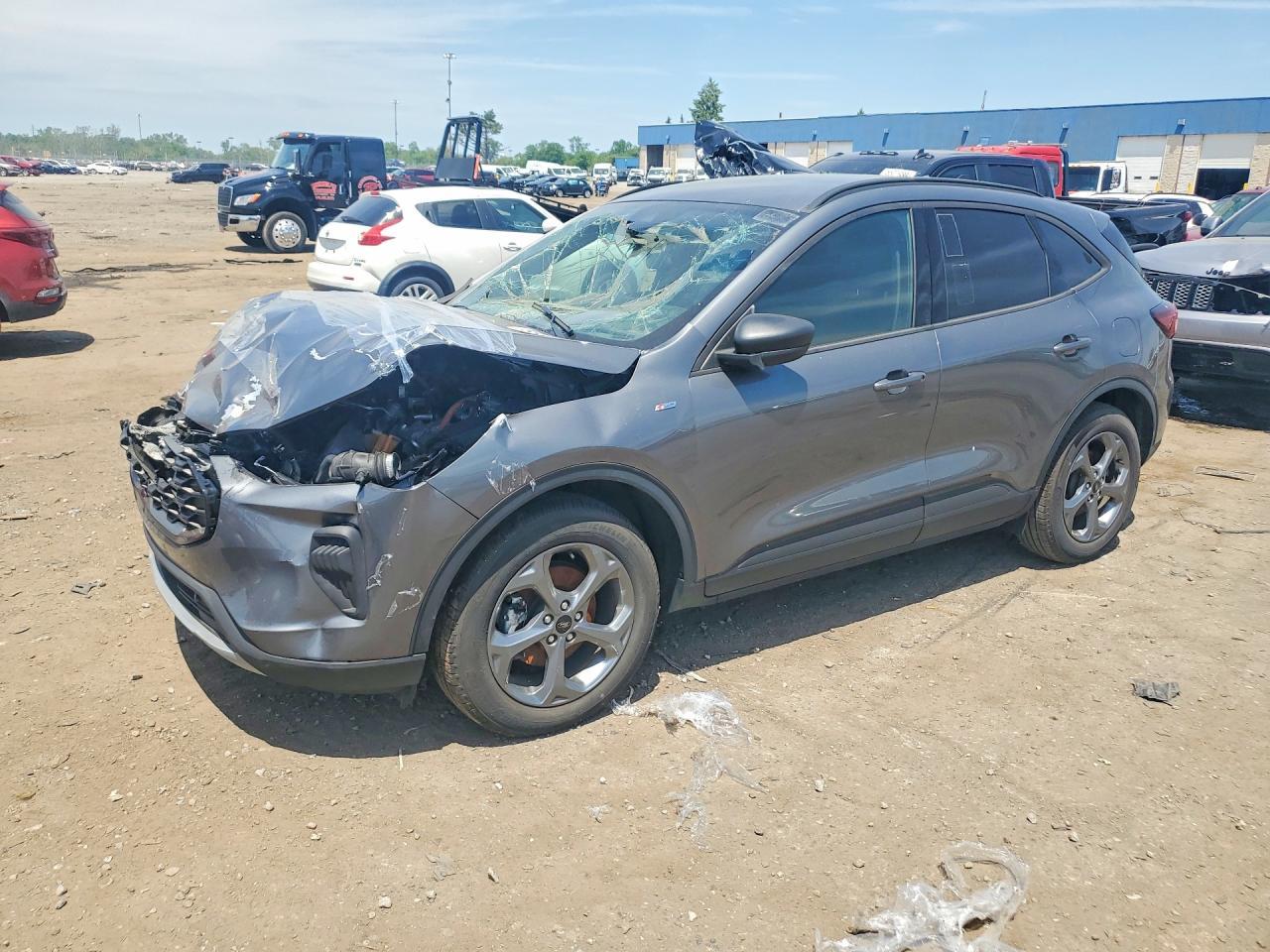 2025 Ford Escape St Line - zdjęcie główne