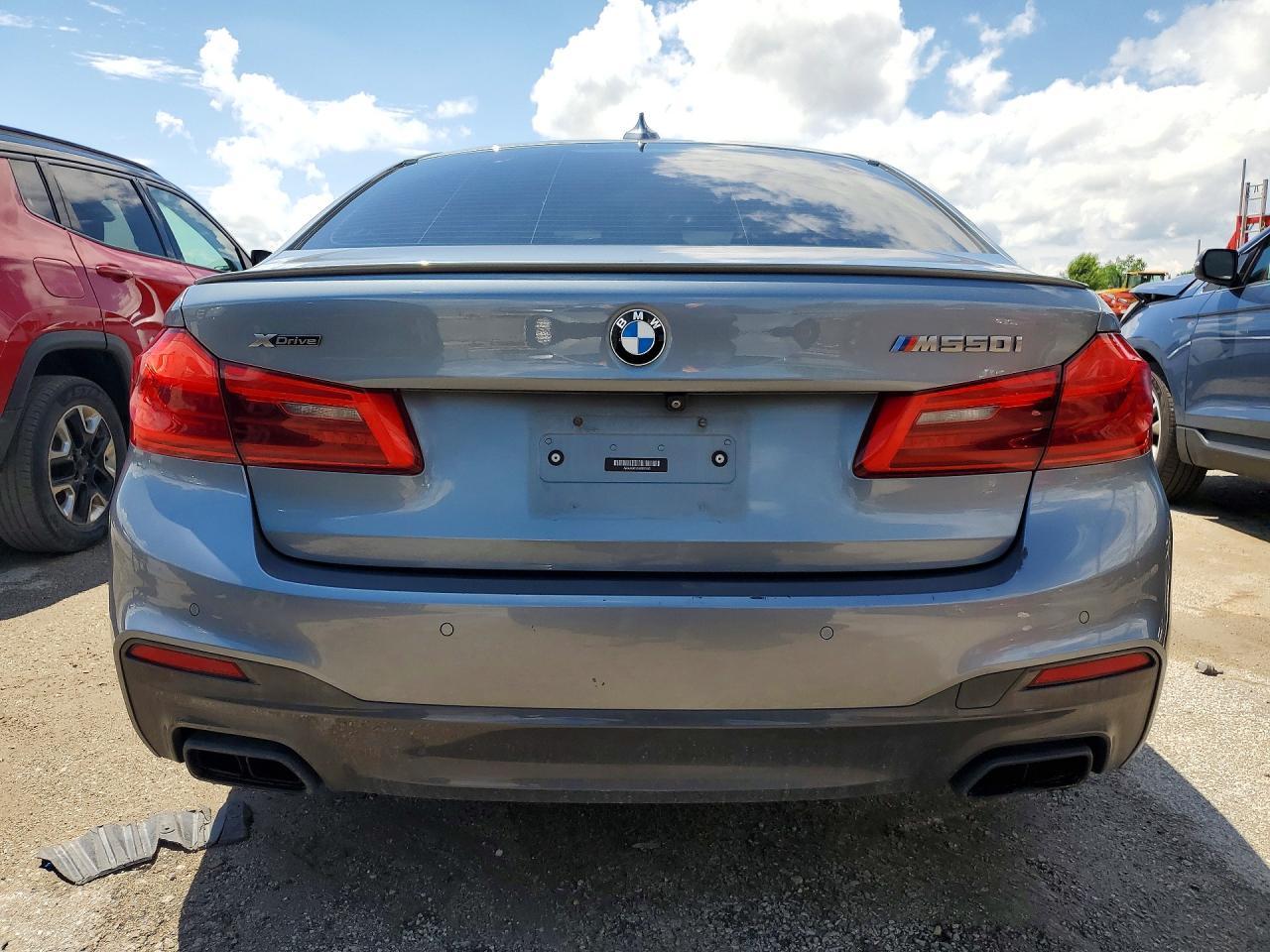 2018 BMW M550Xi - zdjęcie 6