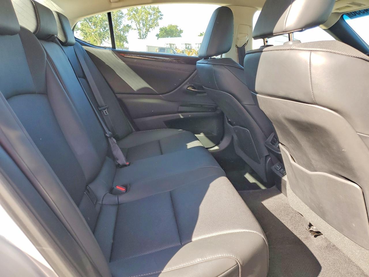 2020 Lexus Es 350 - zdjęcie 10
