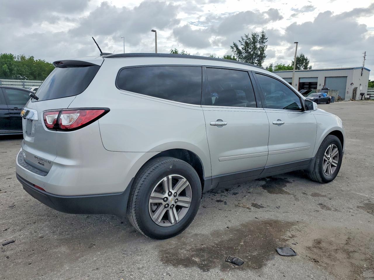 2016 Chevrolet Traverse Lt - zdjęcie 3