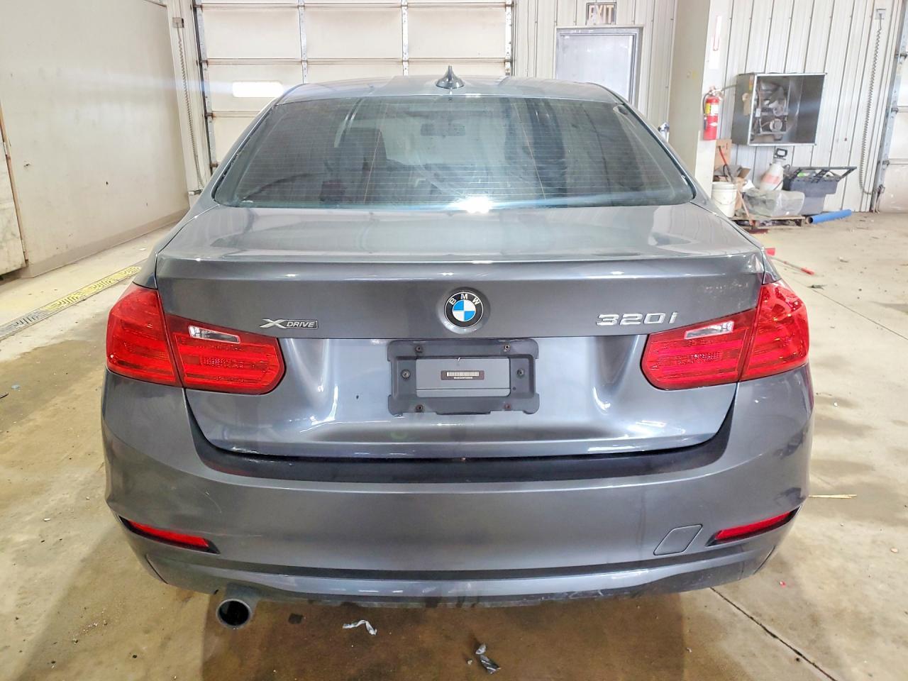2015 BMW 320 I xDrive - zdjęcie 6