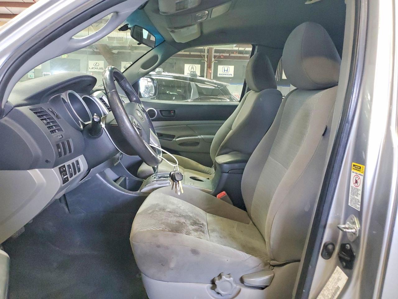 2014 Toyota Tacoma V6 - zdjęcie 7