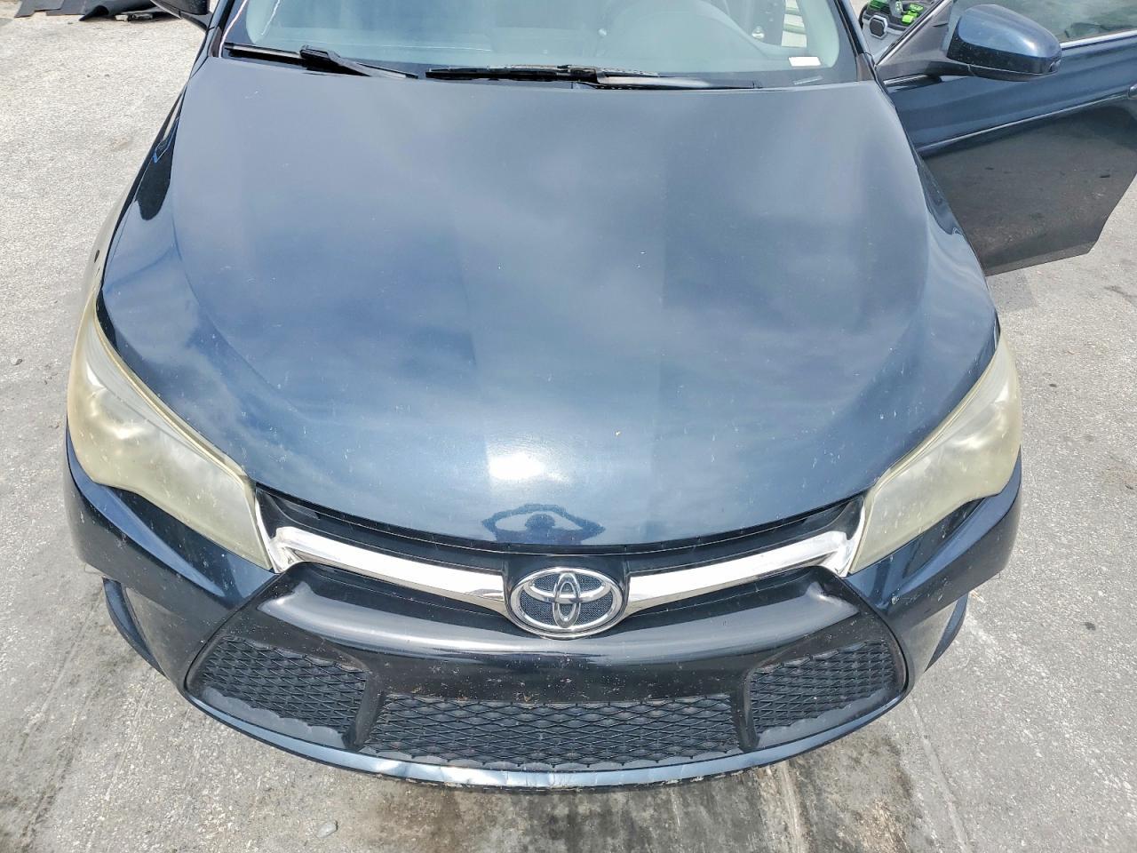 2017 Toyota Camry Se - zdjęcie 11