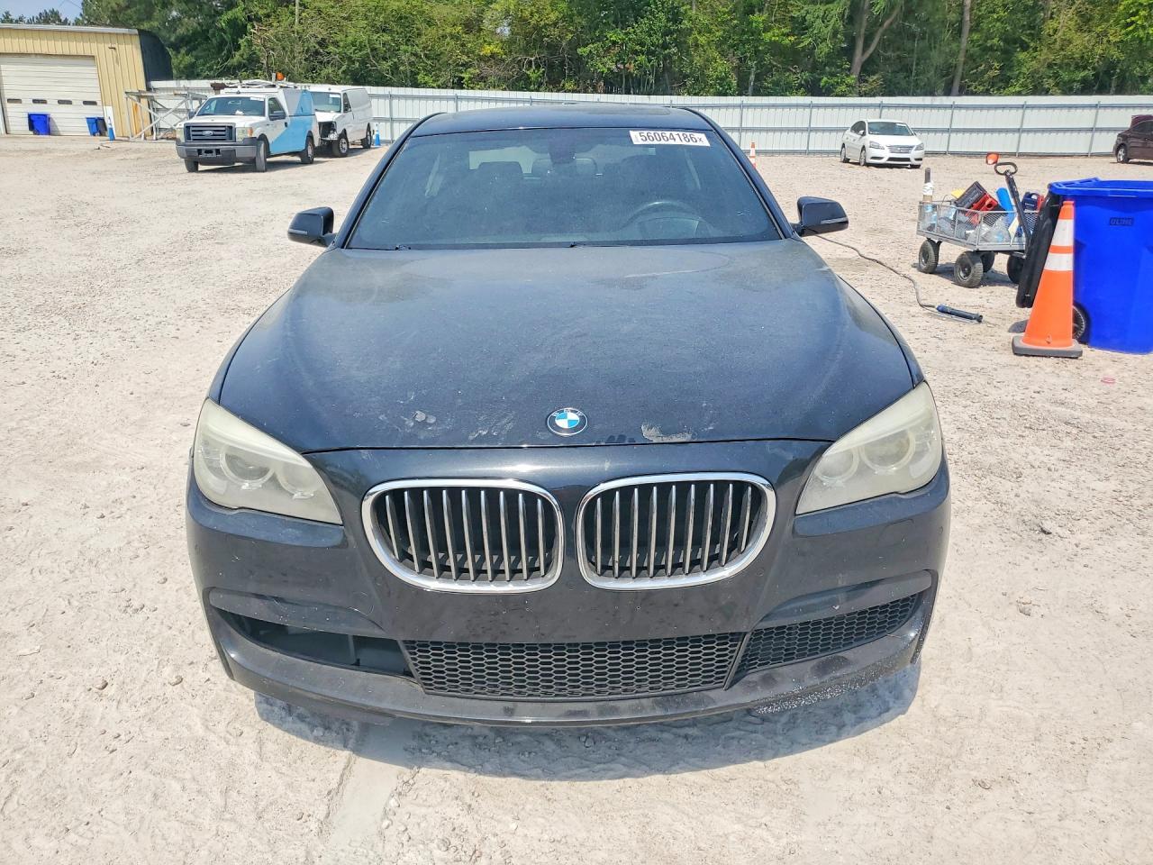 2014 BMW Seria 7 740Li - zdjęcie 5
