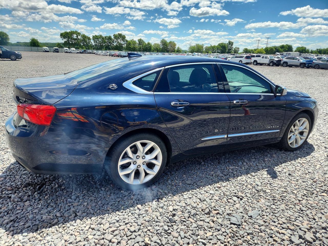 2019 Chevrolet Impala Premier - zdjęcie 3