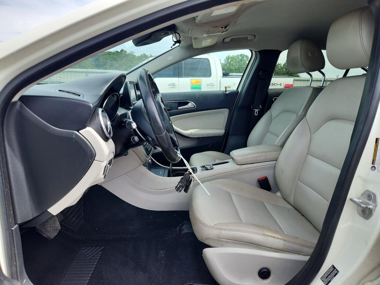 2015 Mercedes-Benz Gla 250 - zdjęcie 7