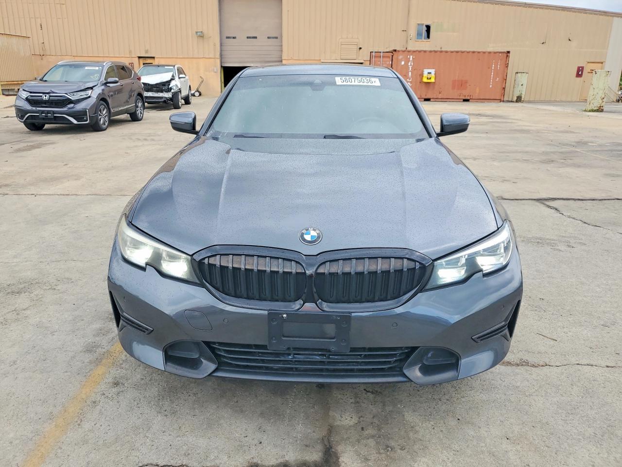 2020 BMW 330I - zdjęcie 5
