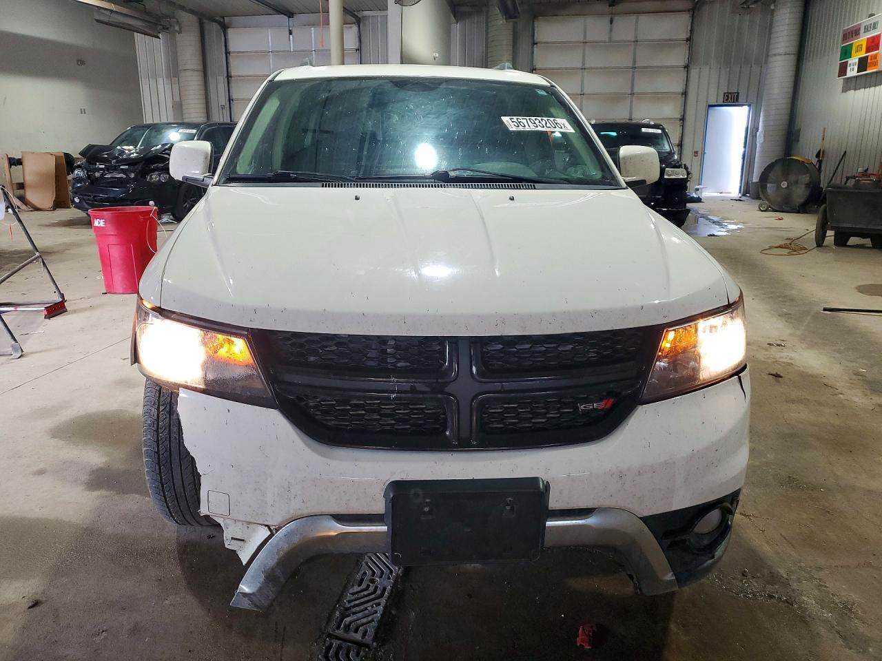 2018 Dodge Journey Crossroad - zdjęcie 5