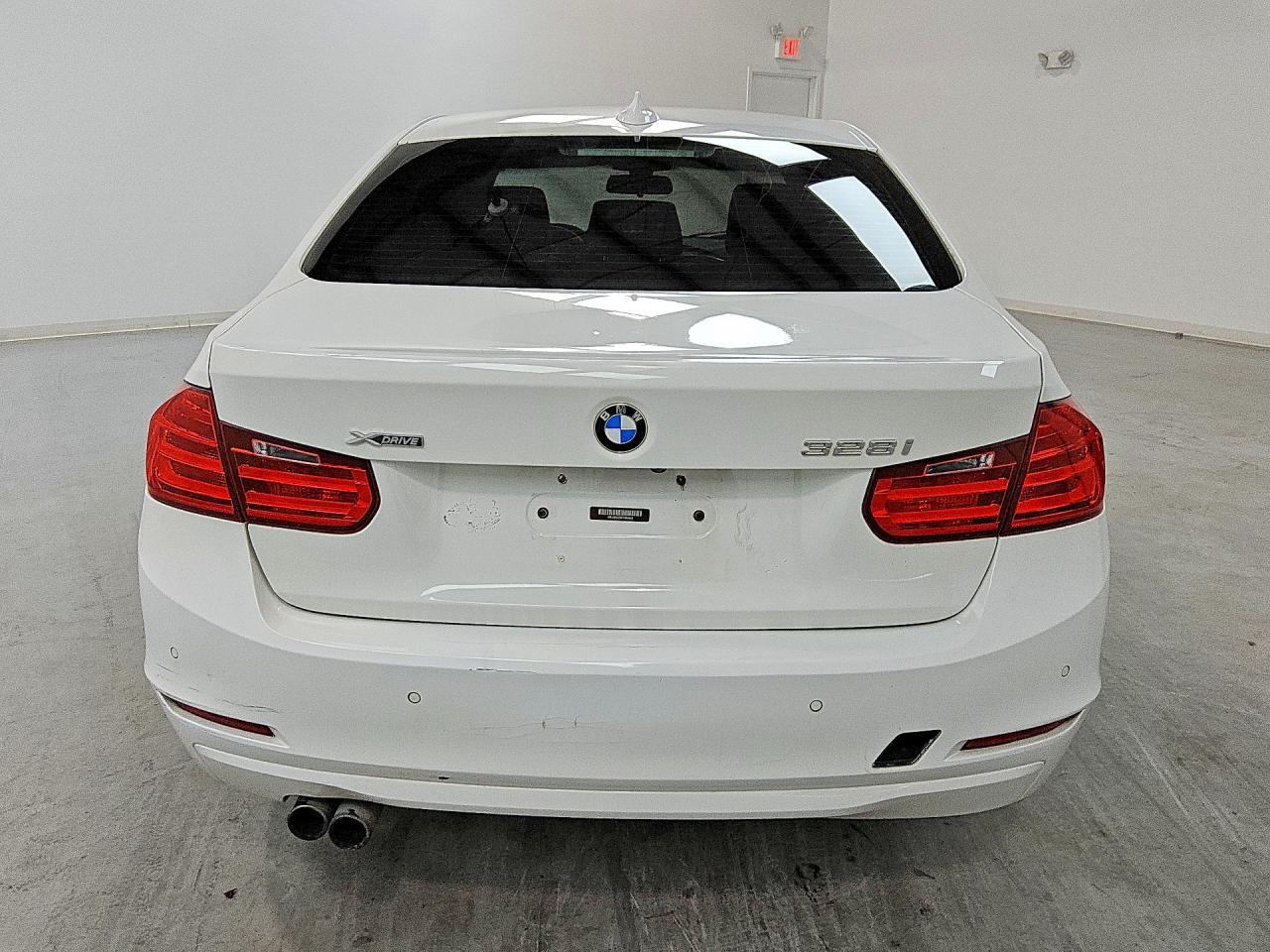2015 BMW Seria 3 328i - zdjęcie 6