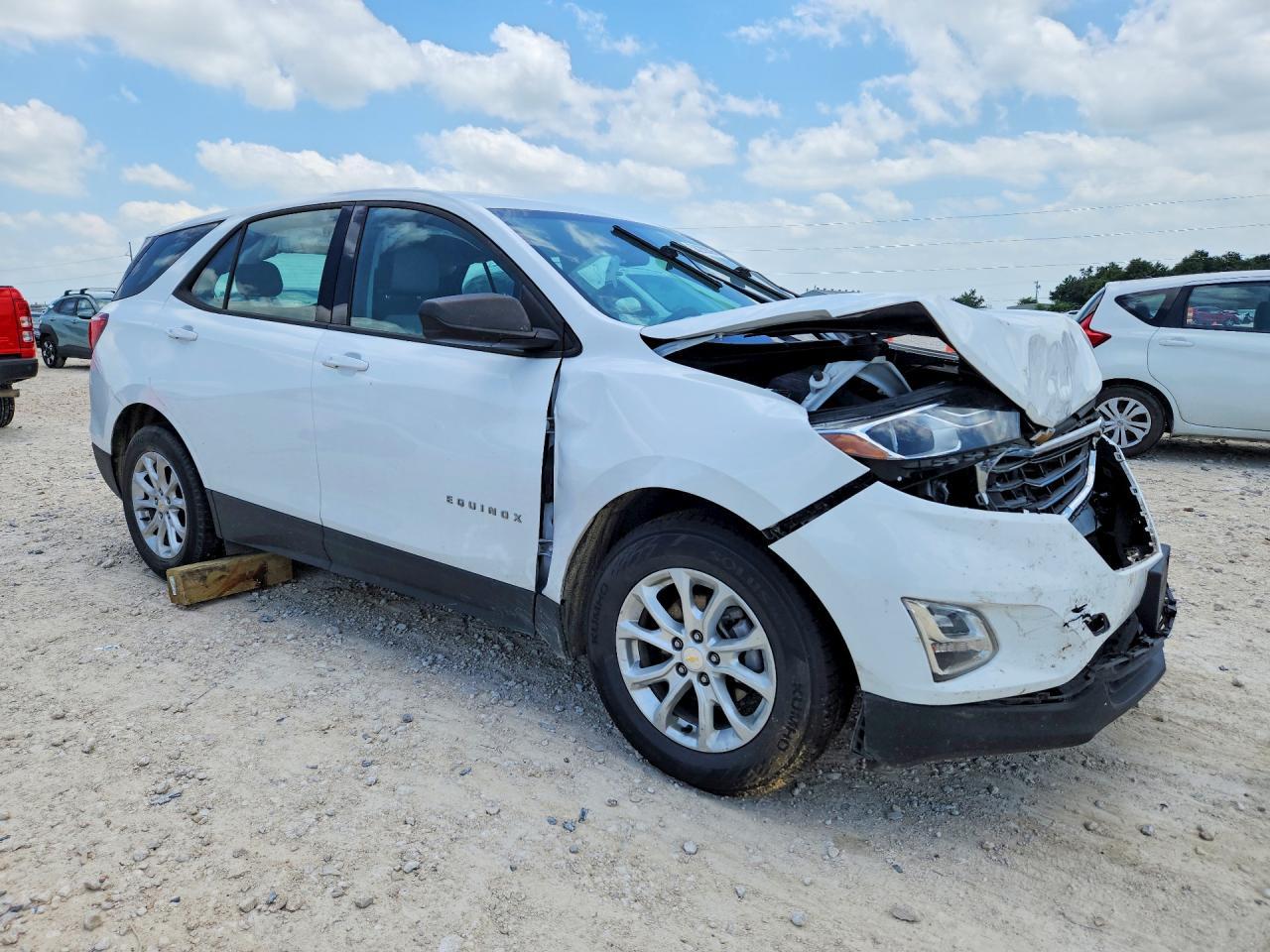 2019 Chevrolet Equinox Ls - zdjęcie 4