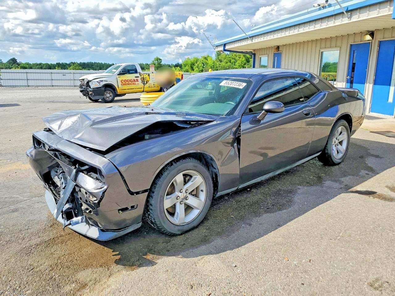 2014 Dodge Challenger R - zdjęcie główne