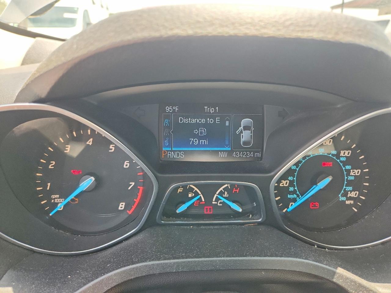 2014 Ford Escape - zdjęcie 9