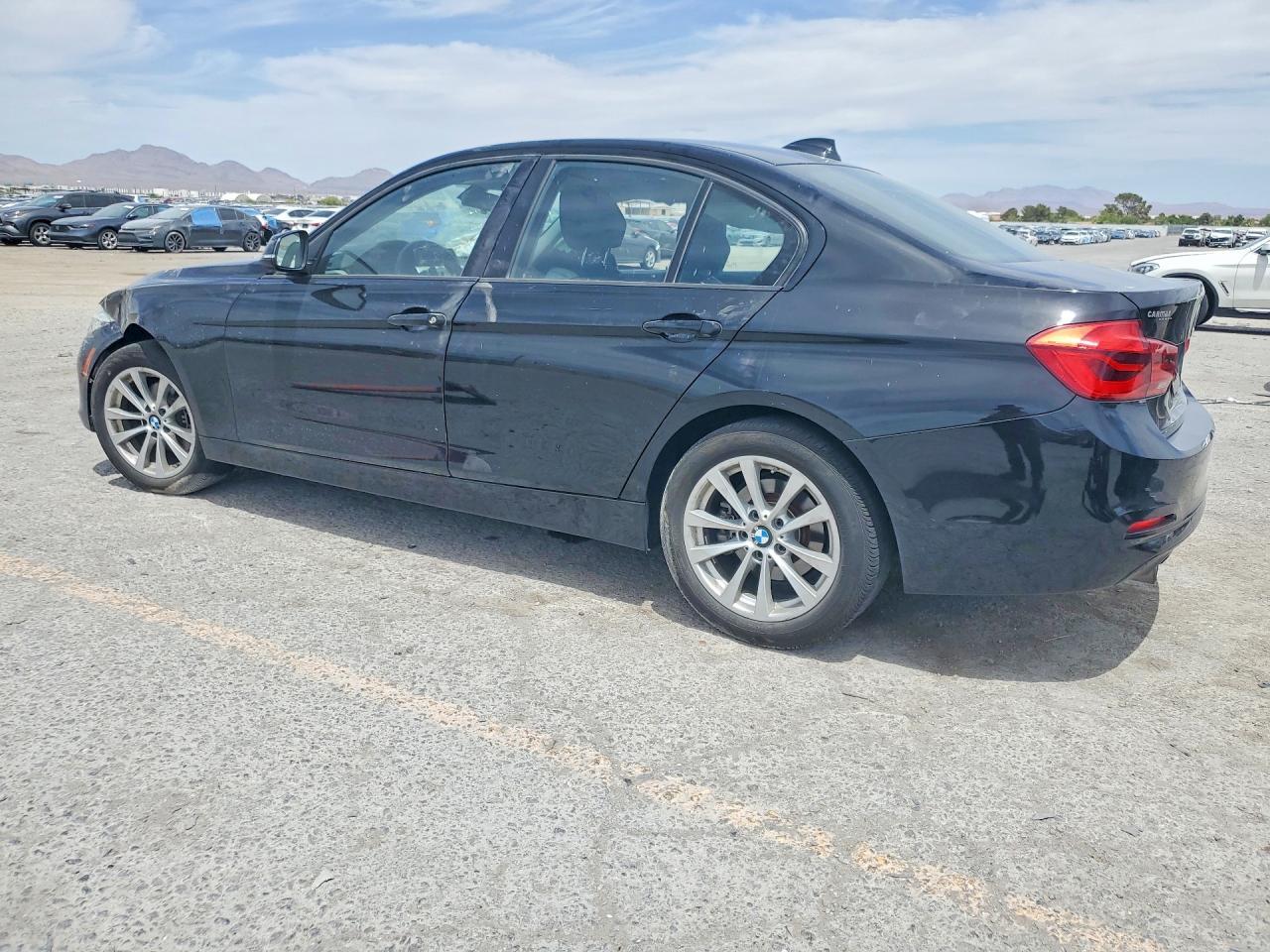2018 BMW 320 I - zdjęcie 2