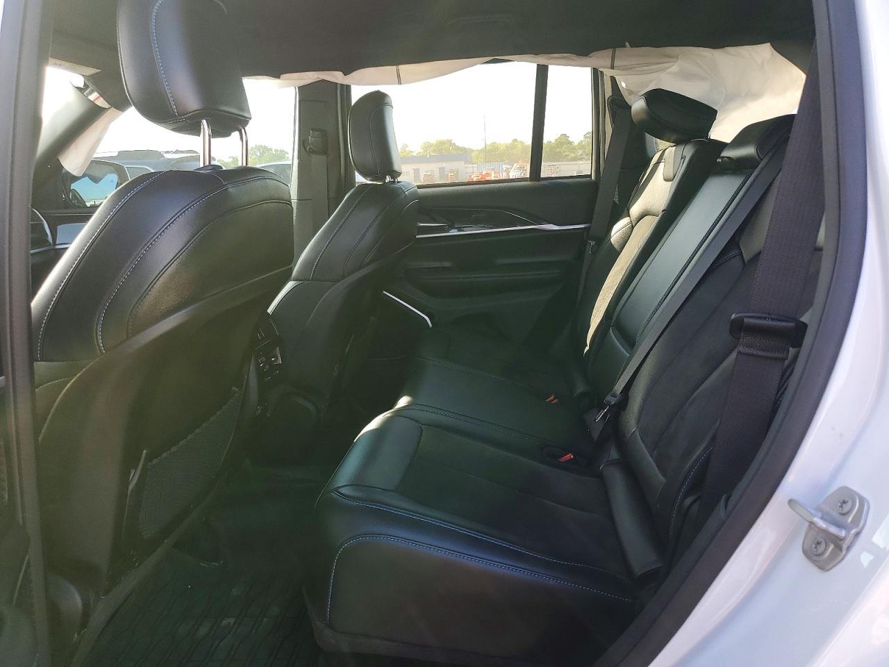 2022 Jeep Grand Cherokee Trailhawk 4Xe - zdjęcie 10