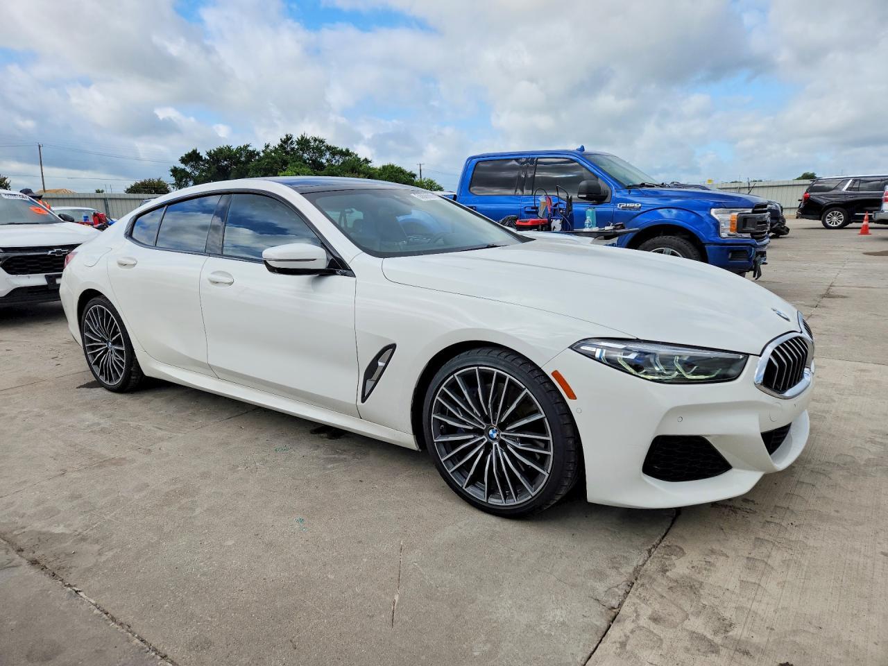 2022 BMW 840I - zdjęcie 4