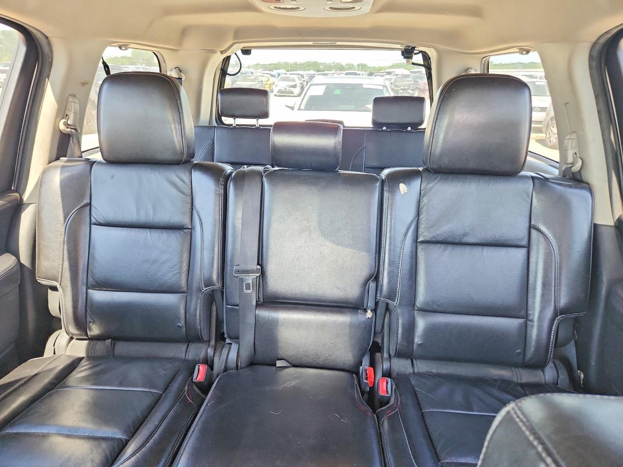 2015 Nissan Armada Platinum - zdjęcie 10