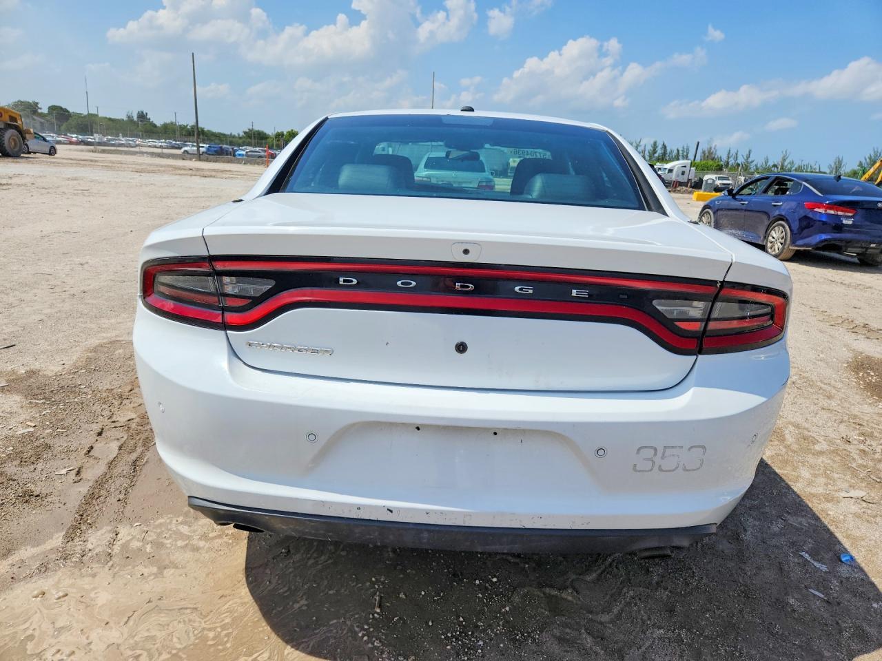 2018 Dodge Charger Police - zdjęcie 6