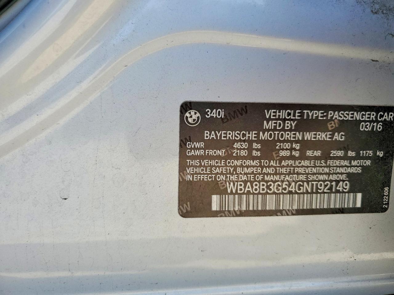 2016 BMW 3 Series Hyb 4D - zdjęcie 13