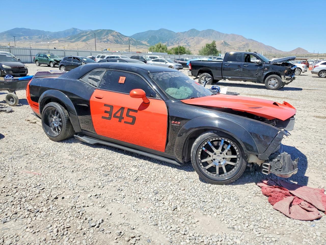 2016 Dodge Challenger R - zdjęcie 4