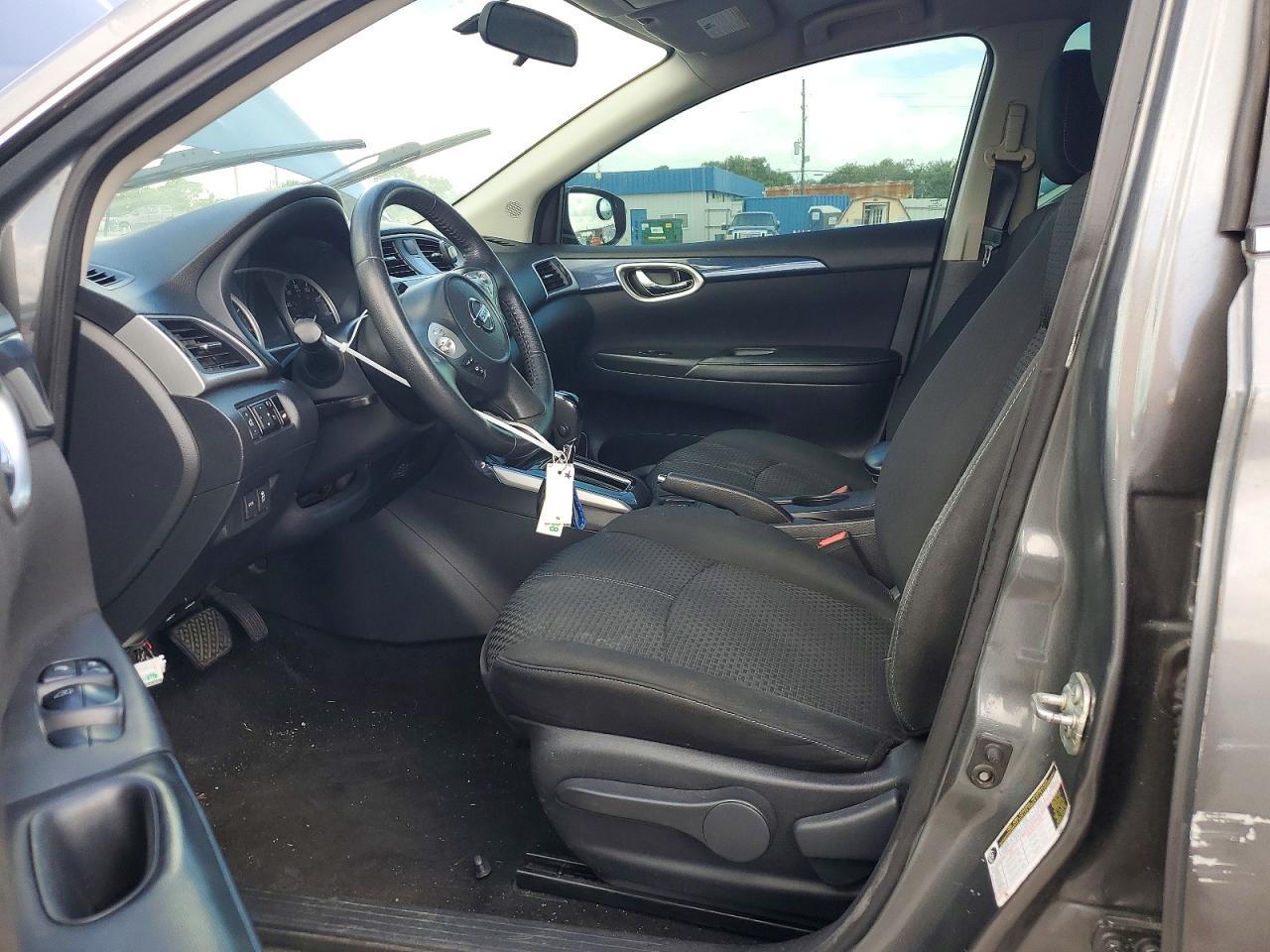 2019 Nissan Sentra Sr - zdjęcie 7