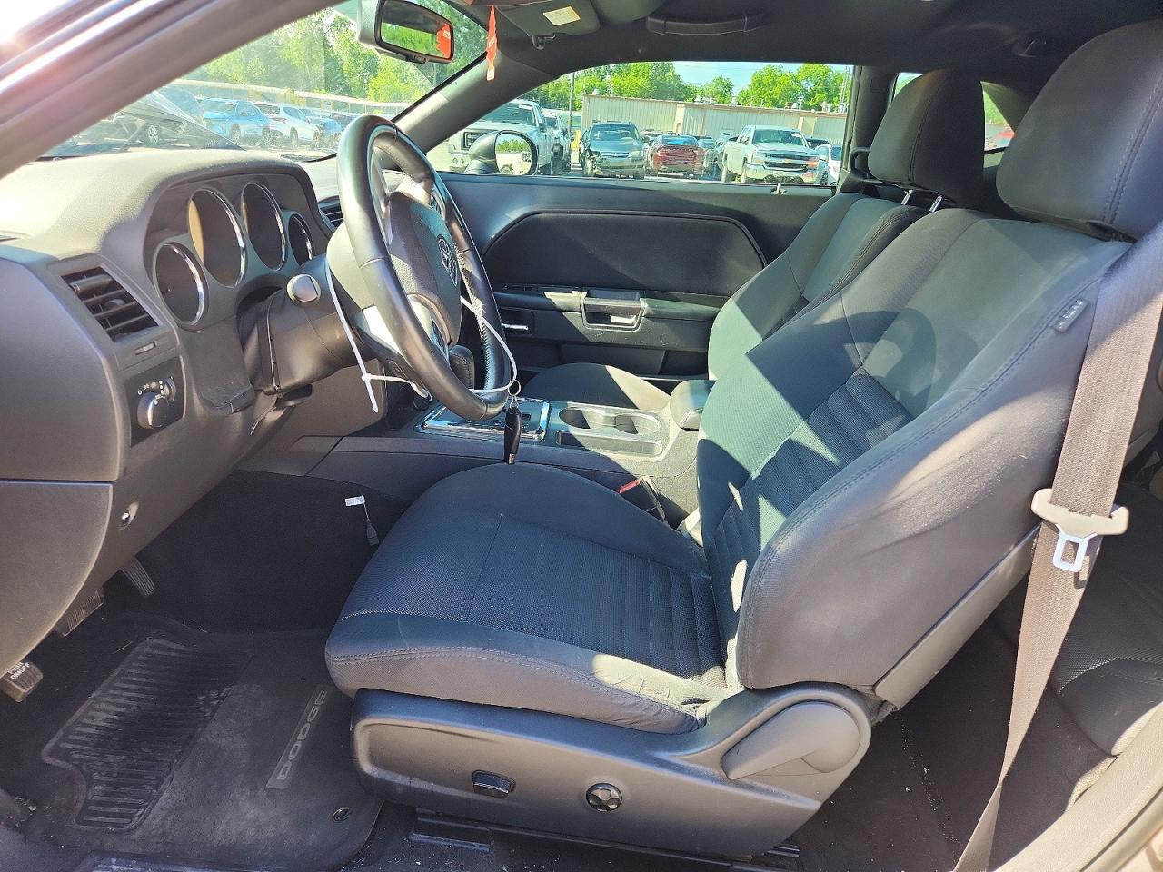 2014 Dodge Challenger Sxt - zdjęcie 7