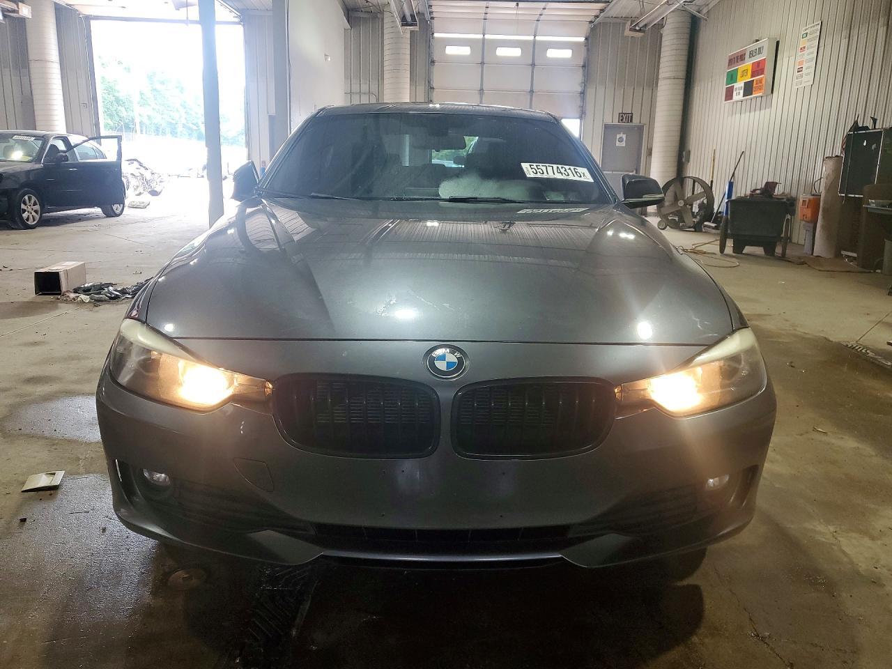 2015 BMW 320 I xDrive - zdjęcie 5