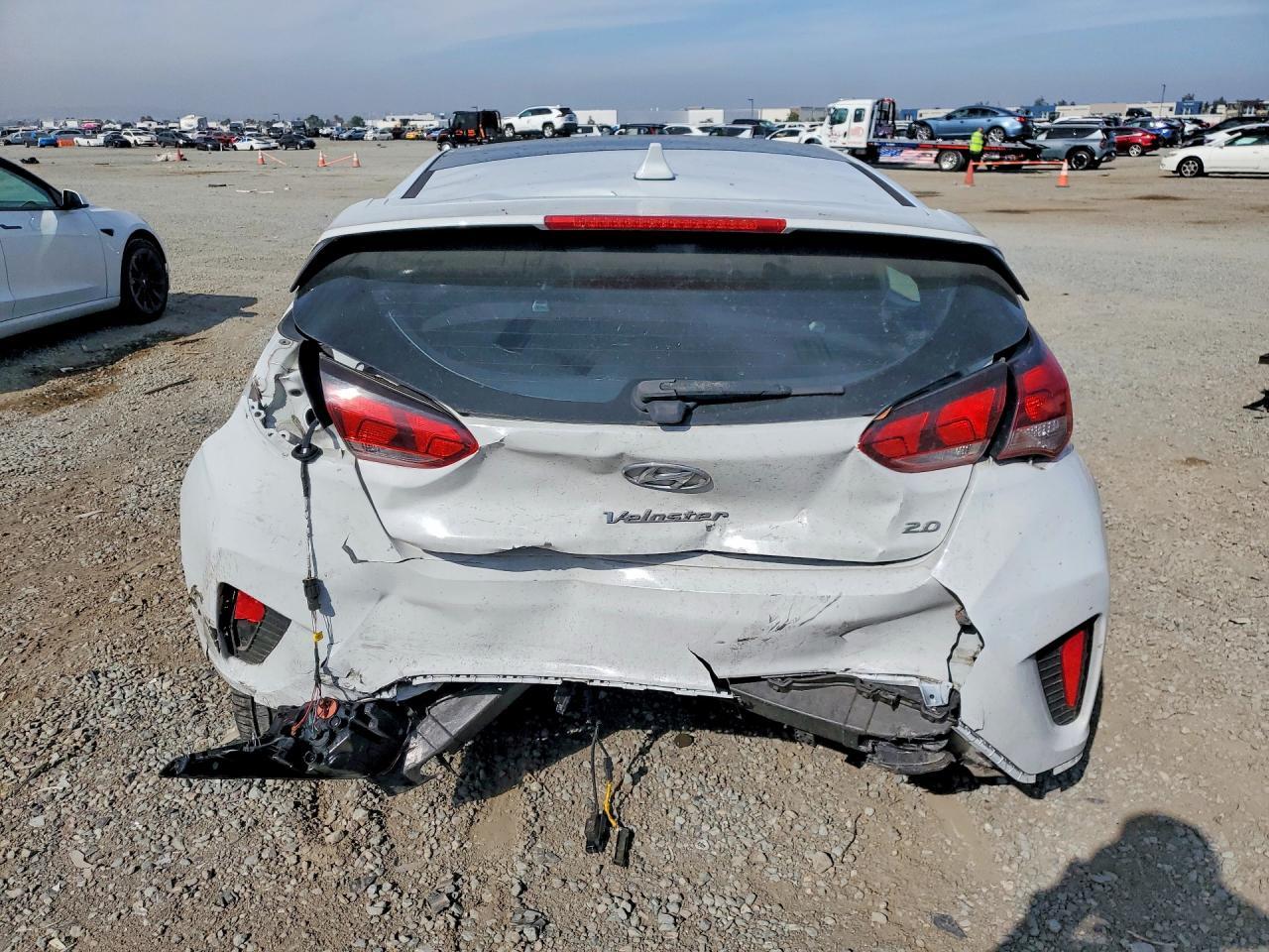 2020 Hyundai Veloster 2.0L Premium - zdjęcie 6