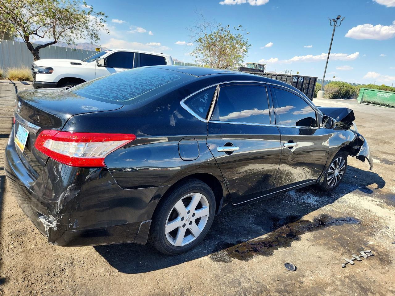 2015 Nissan Sentra - zdjęcie 3