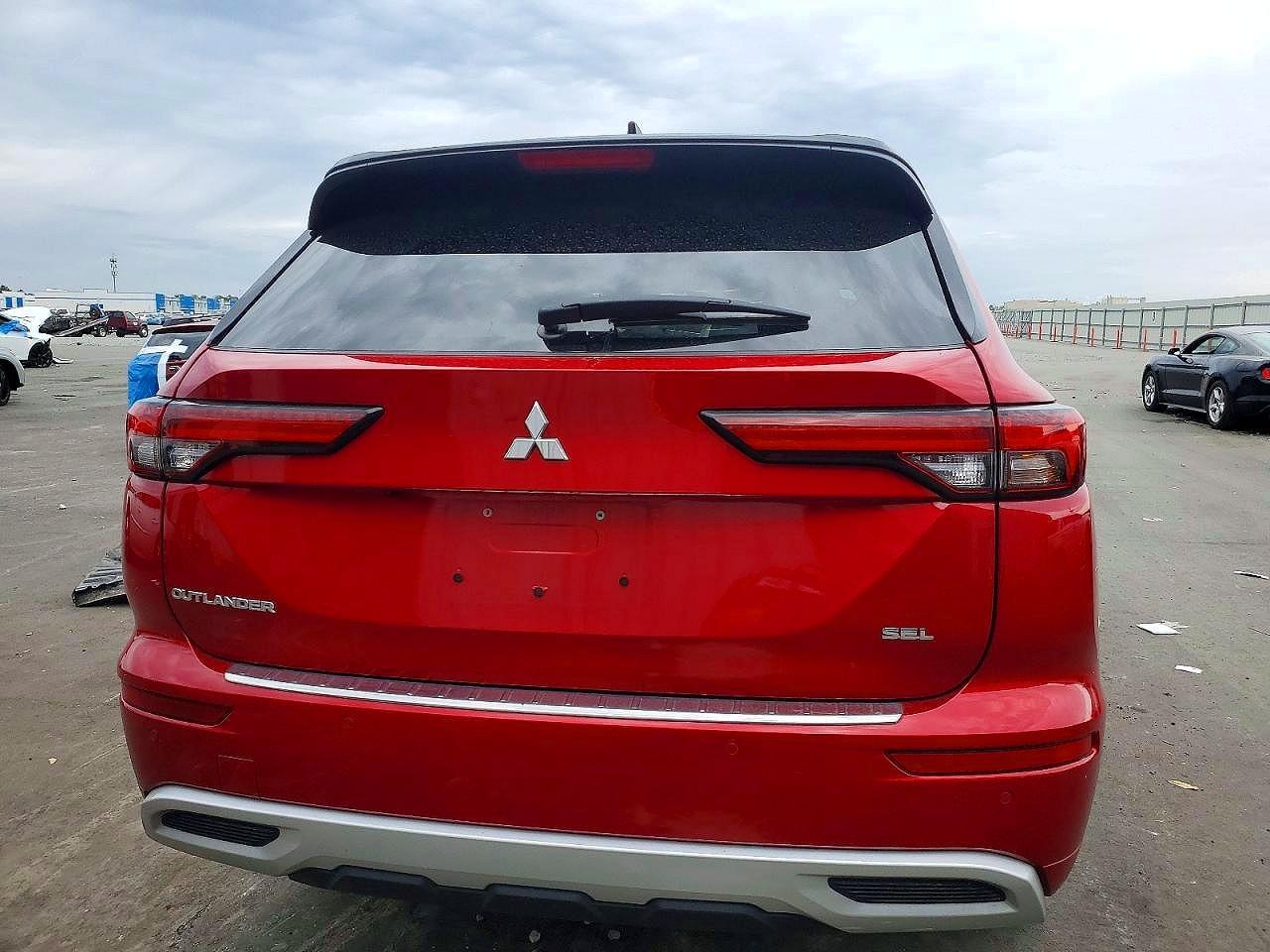 2024 Mitsubishi Outlander Sel - zdjęcie 6