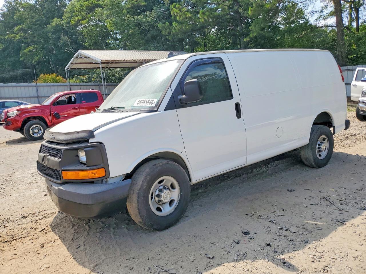 2016 Chevrolet Express G2500 - zdjęcie główne