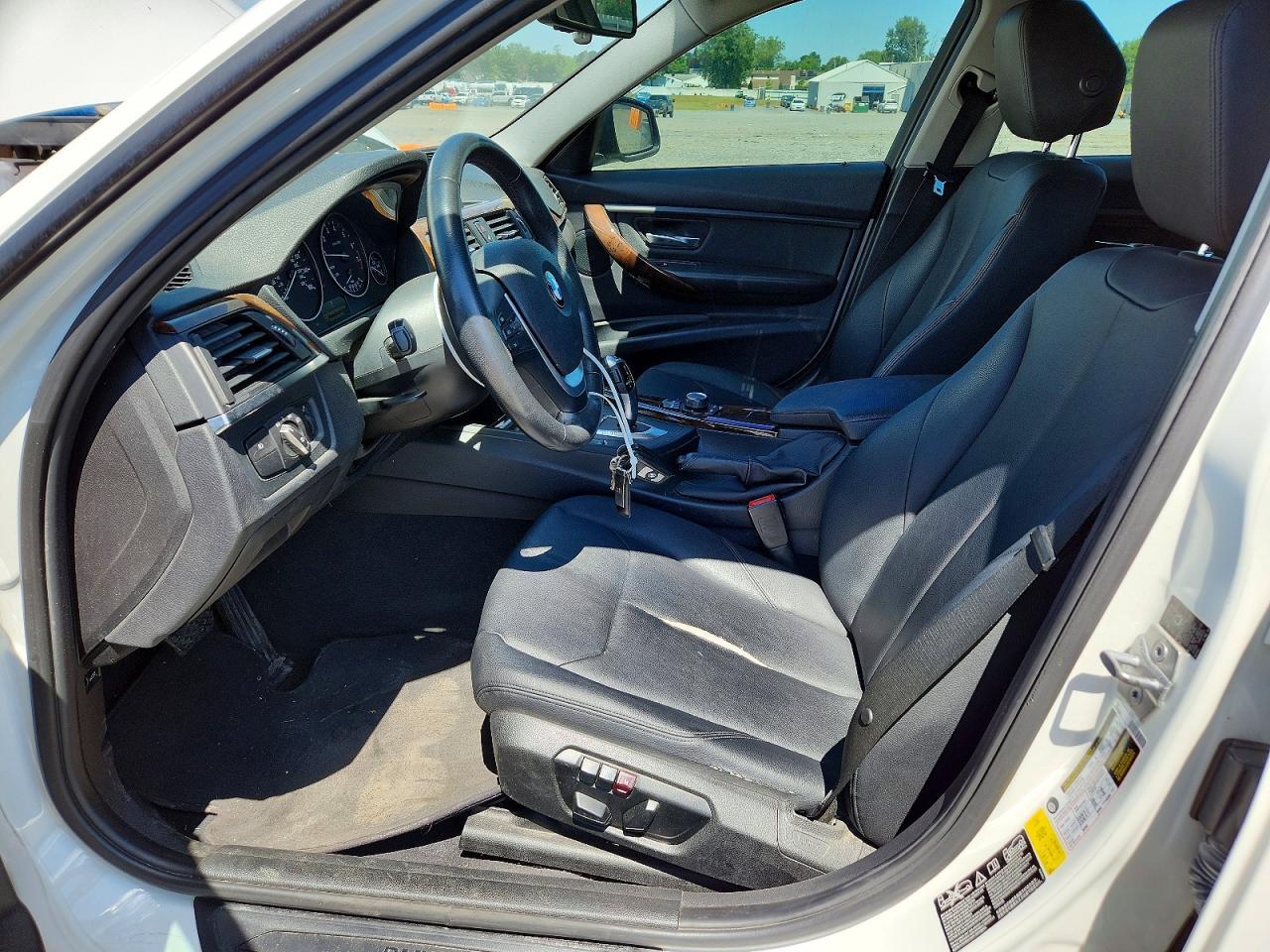 2014 BMW 328 Xi Sulev - zdjęcie 7
