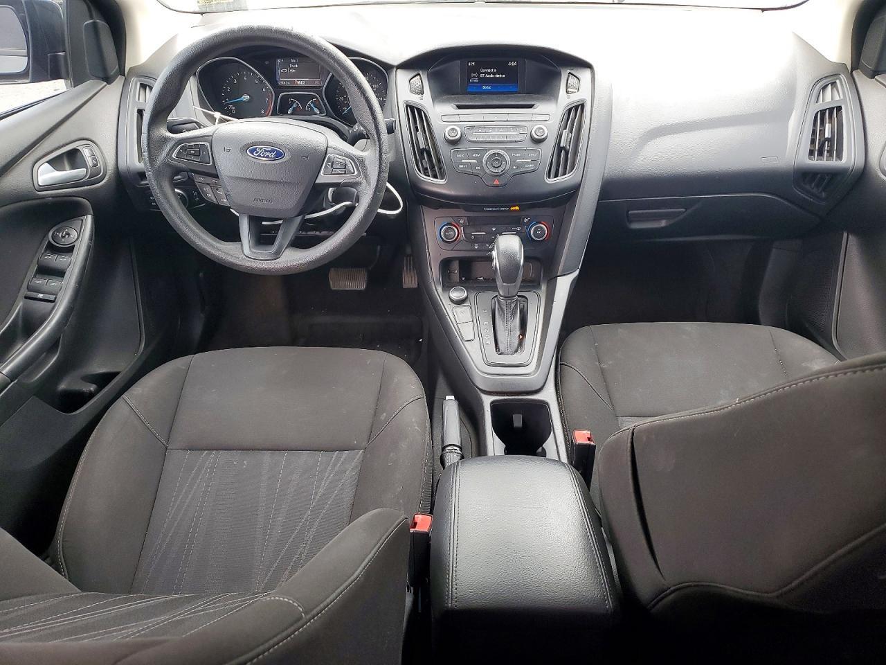 2017 Ford Focus Se - zdjęcie 8