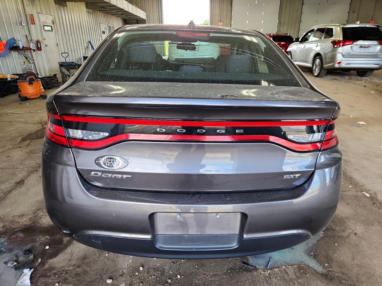 2015 Dodge Dart Sxt - zdjęcie 6