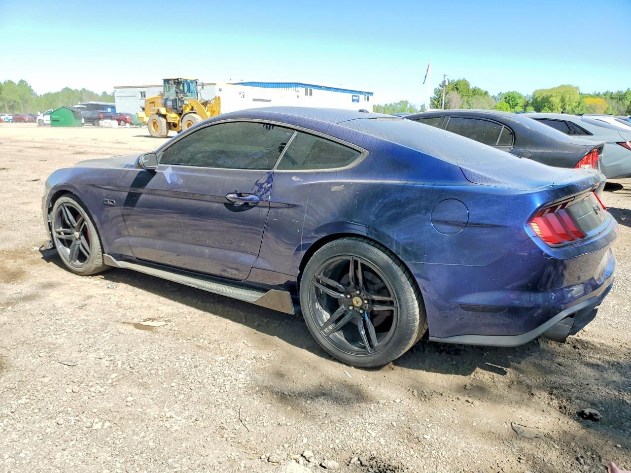 2019 Ford Mustang Gt - zdjęcie 2