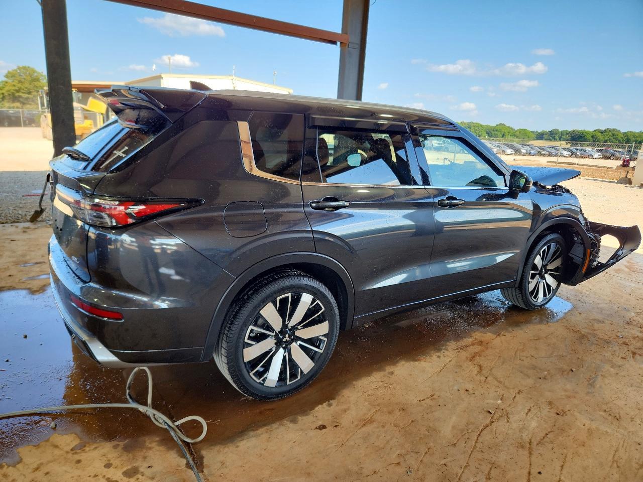 2025 Mitsubishi Outlander Sel - zdjęcie 3