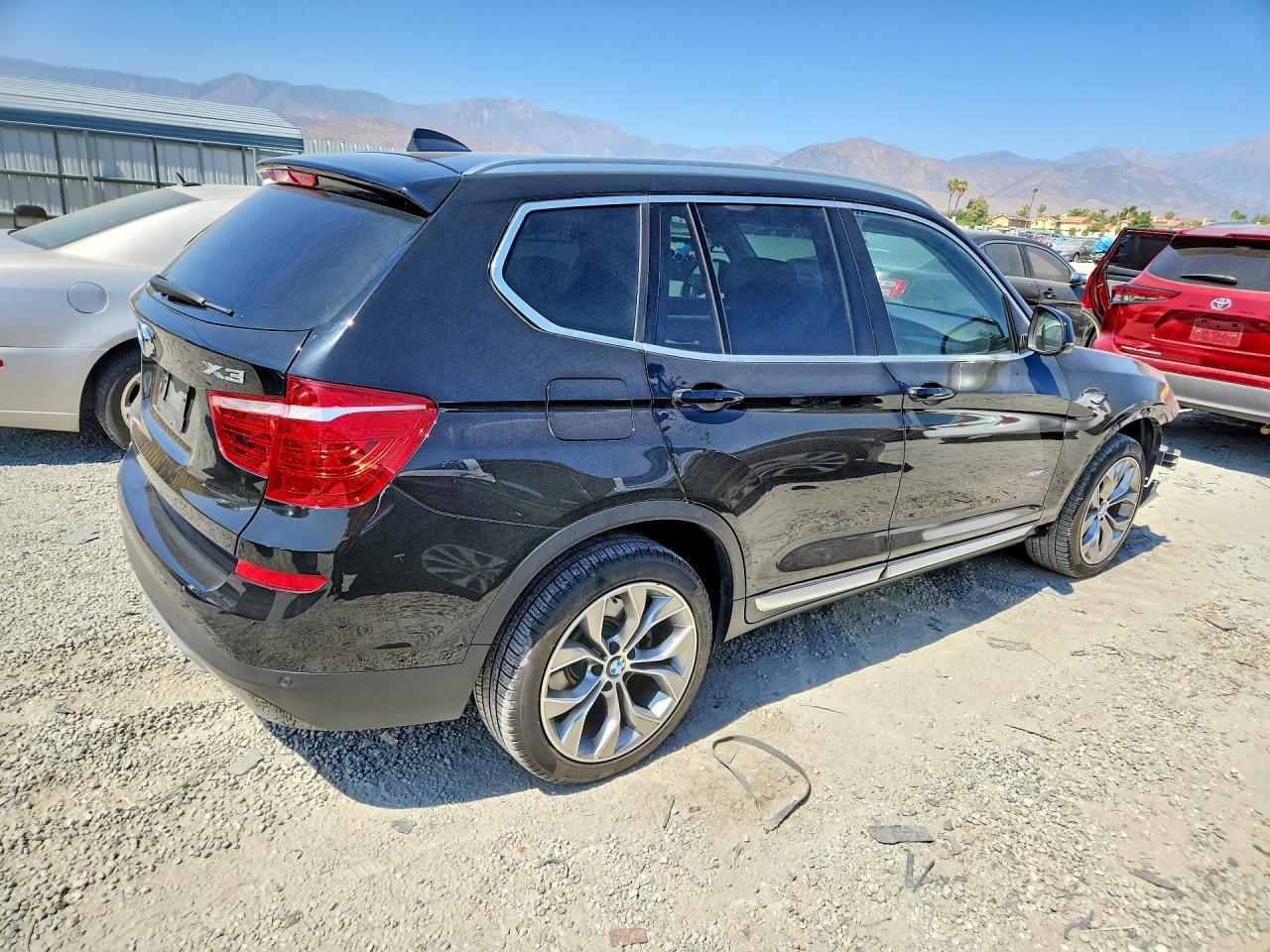 2017 BMW X3 Sdrive28I - zdjęcie 3