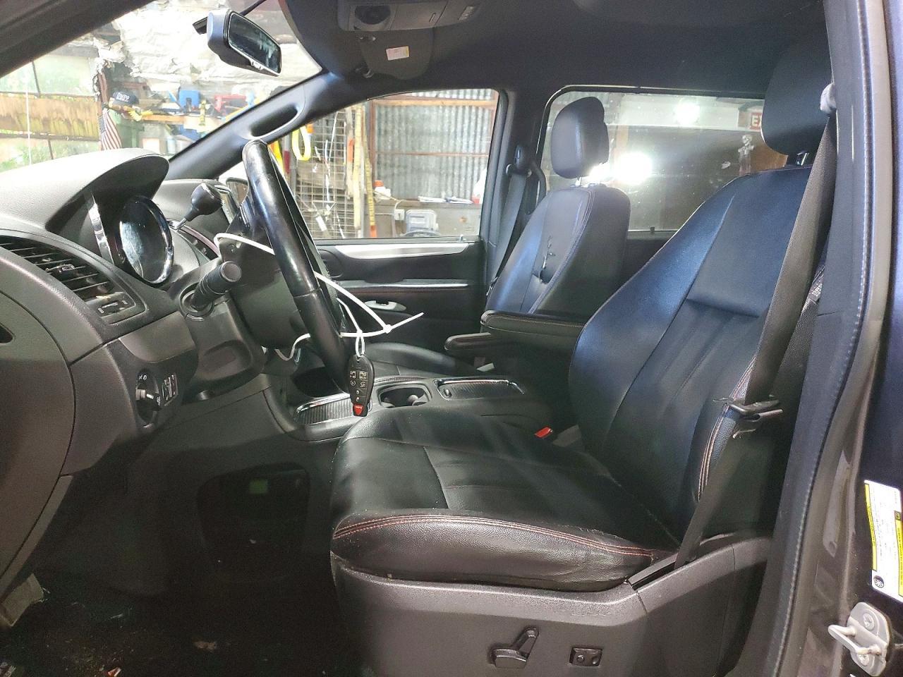 2018 Dodge Grand Caravan Gt - zdjęcie 7