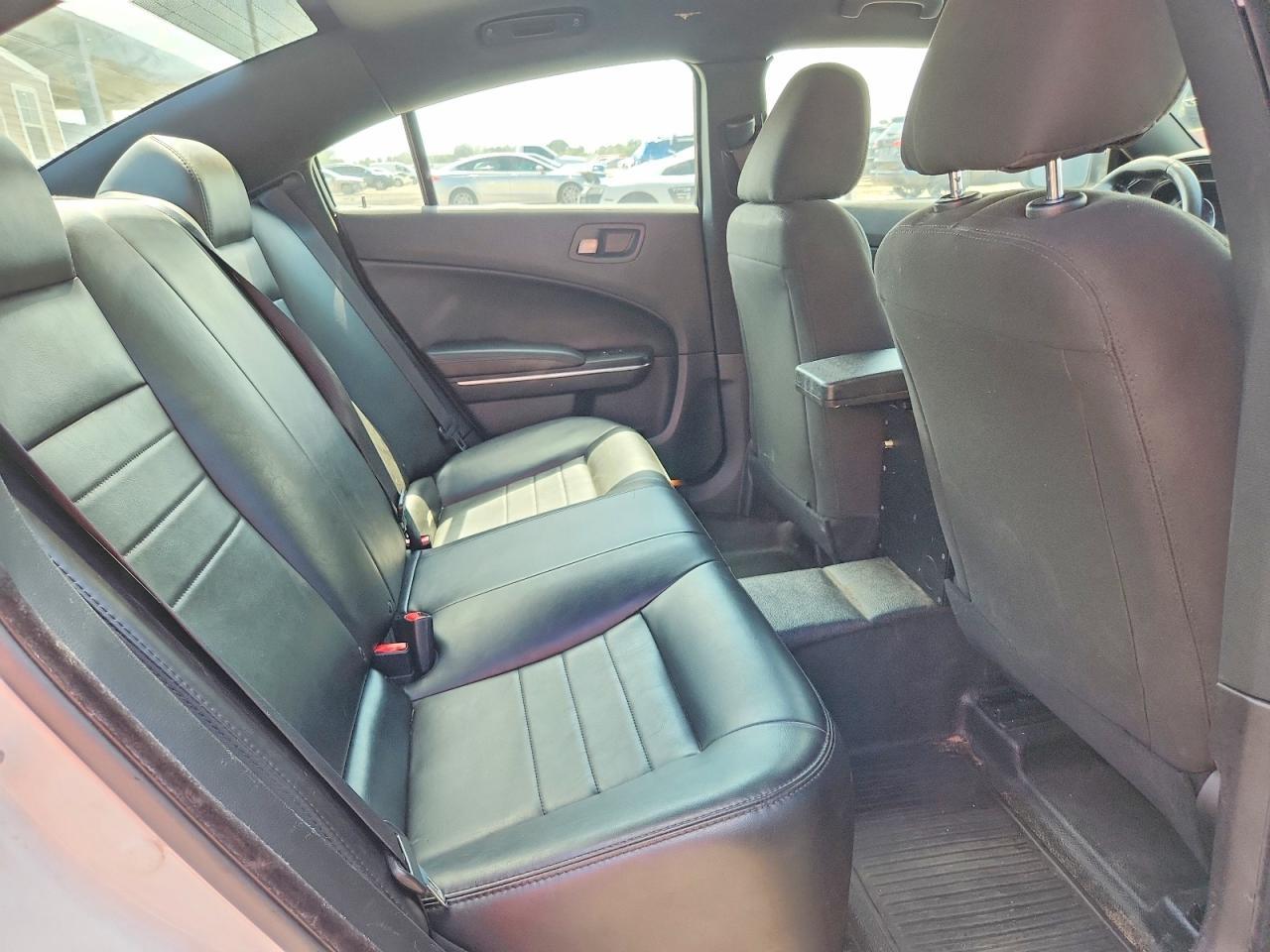 2018 Dodge Charger Police - zdjęcie 10