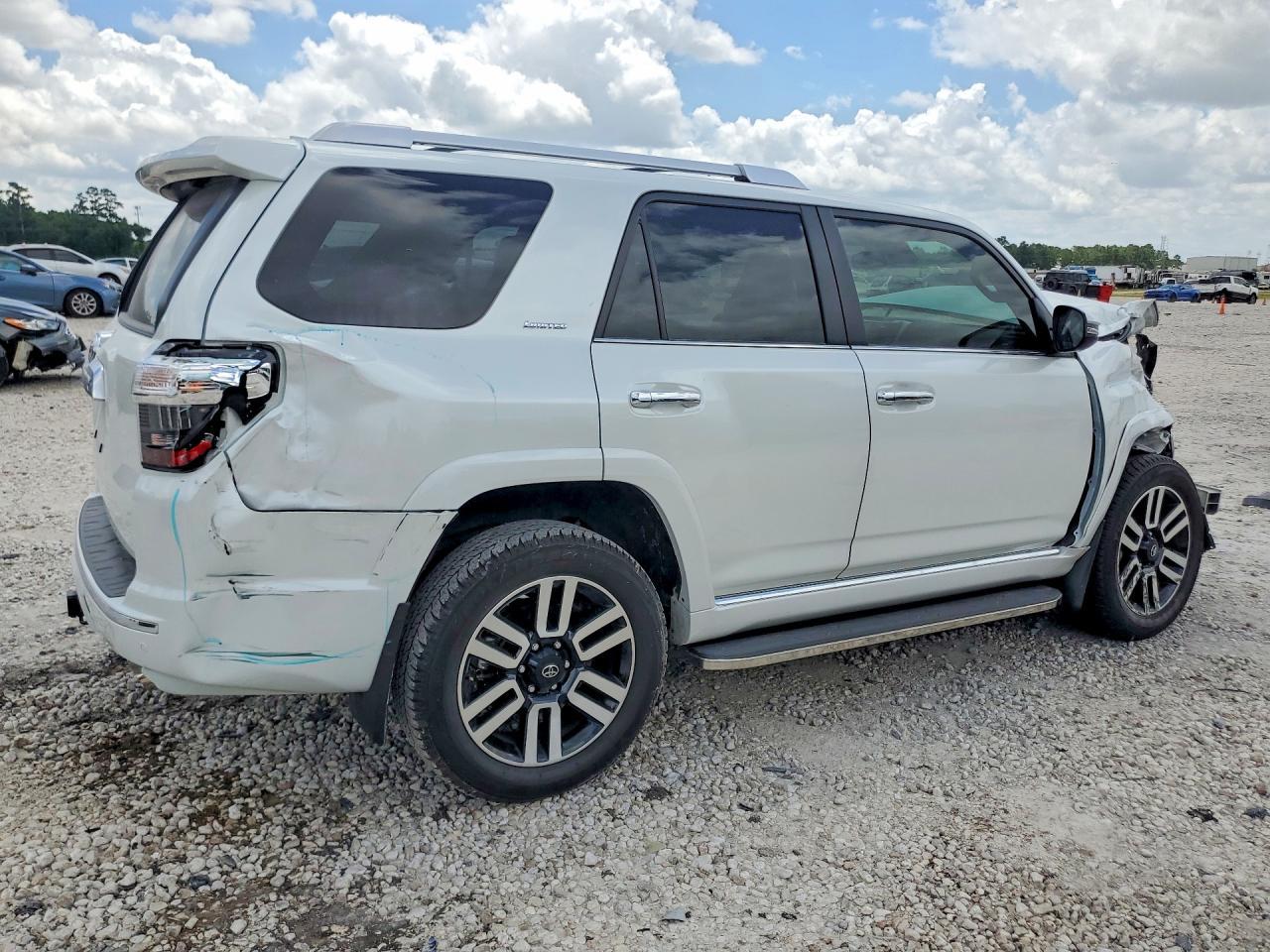 2024 Toyota 4Runner Limited - zdjęcie 3