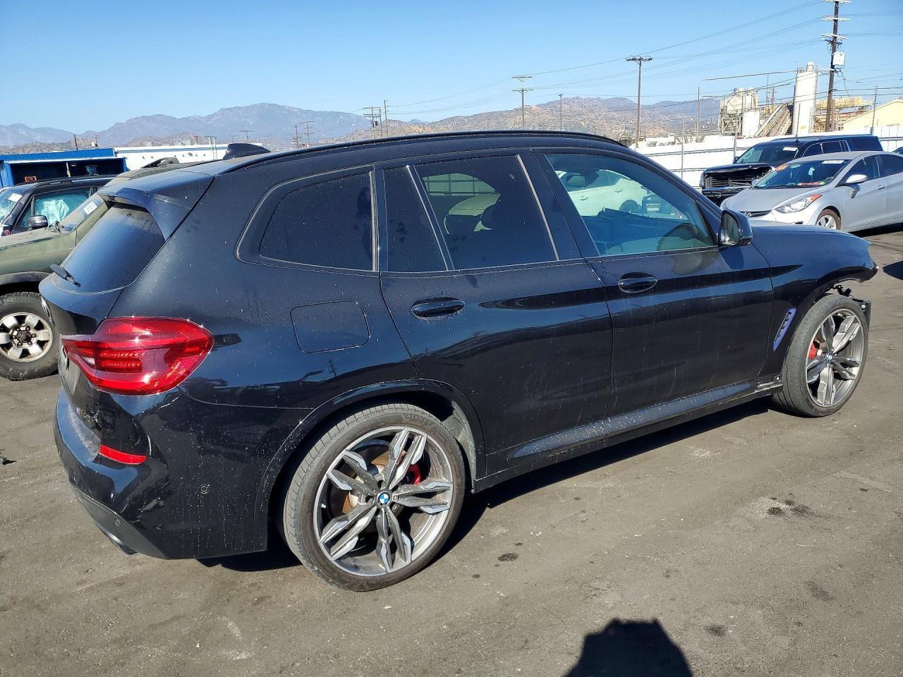 2021 BMW X3 xDrivem40I - zdjęcie 3