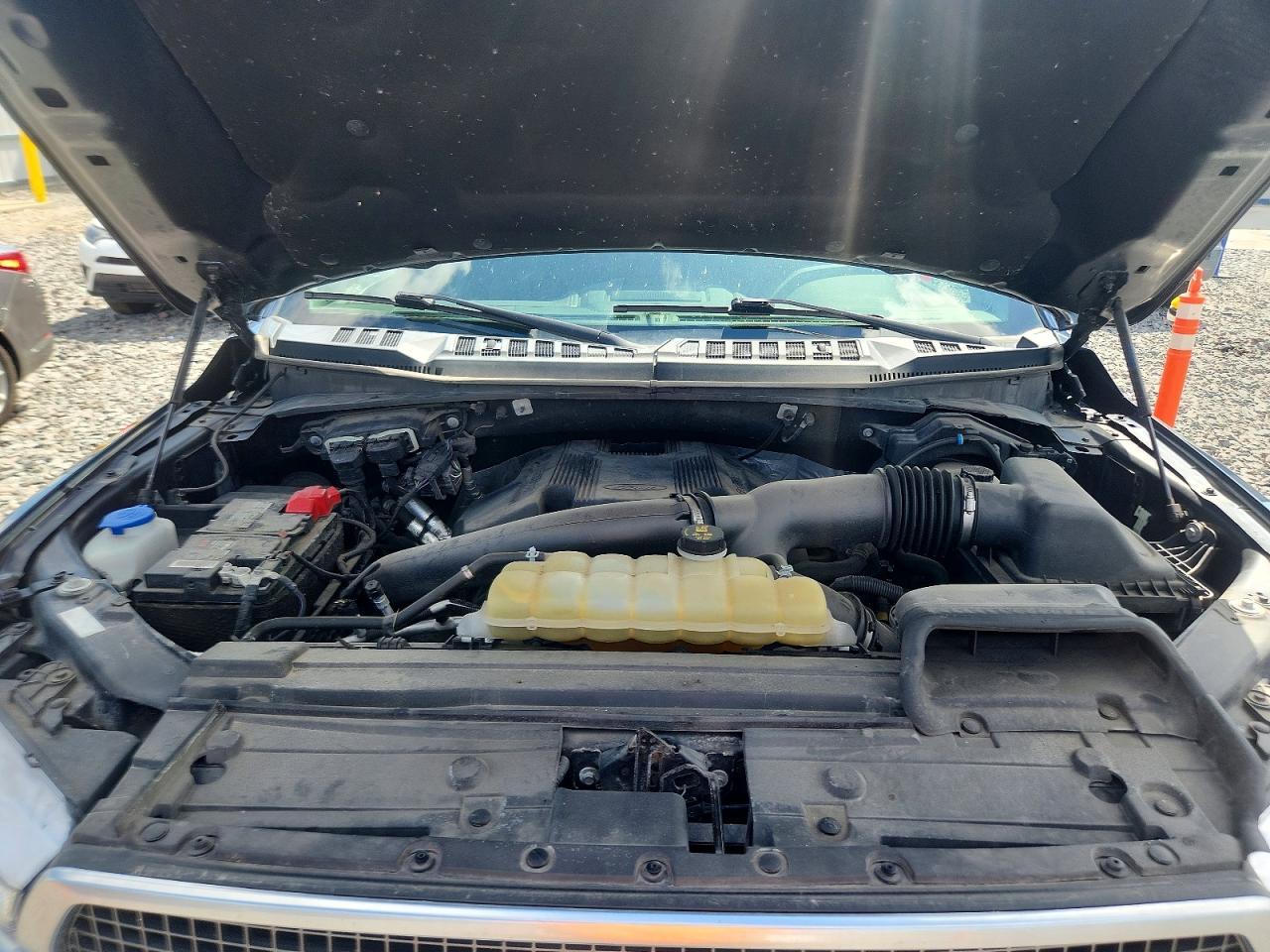 2019 Ford F150 - zdjęcie 11
