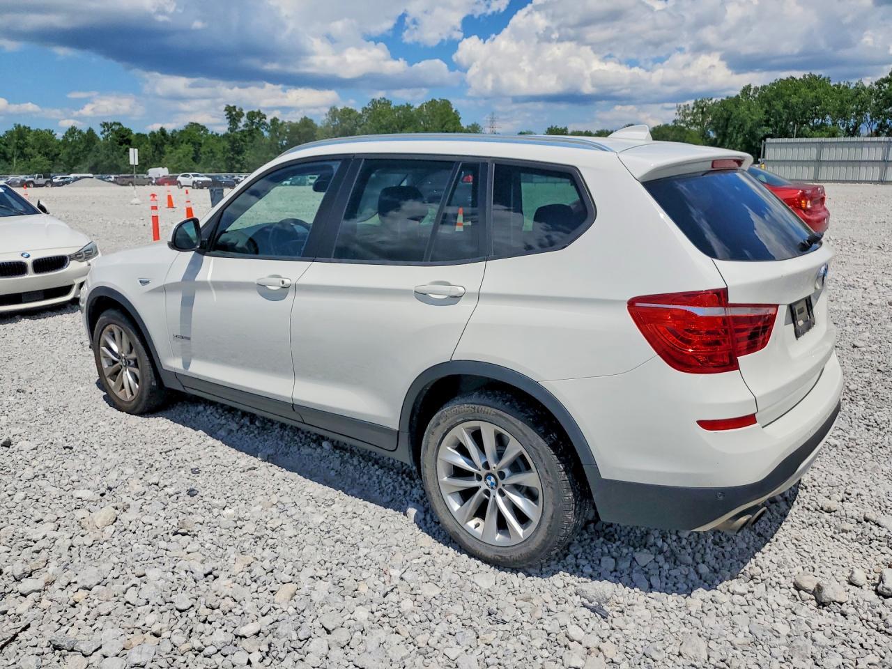 2015 BMW X3 xDrive28I - zdjęcie 2