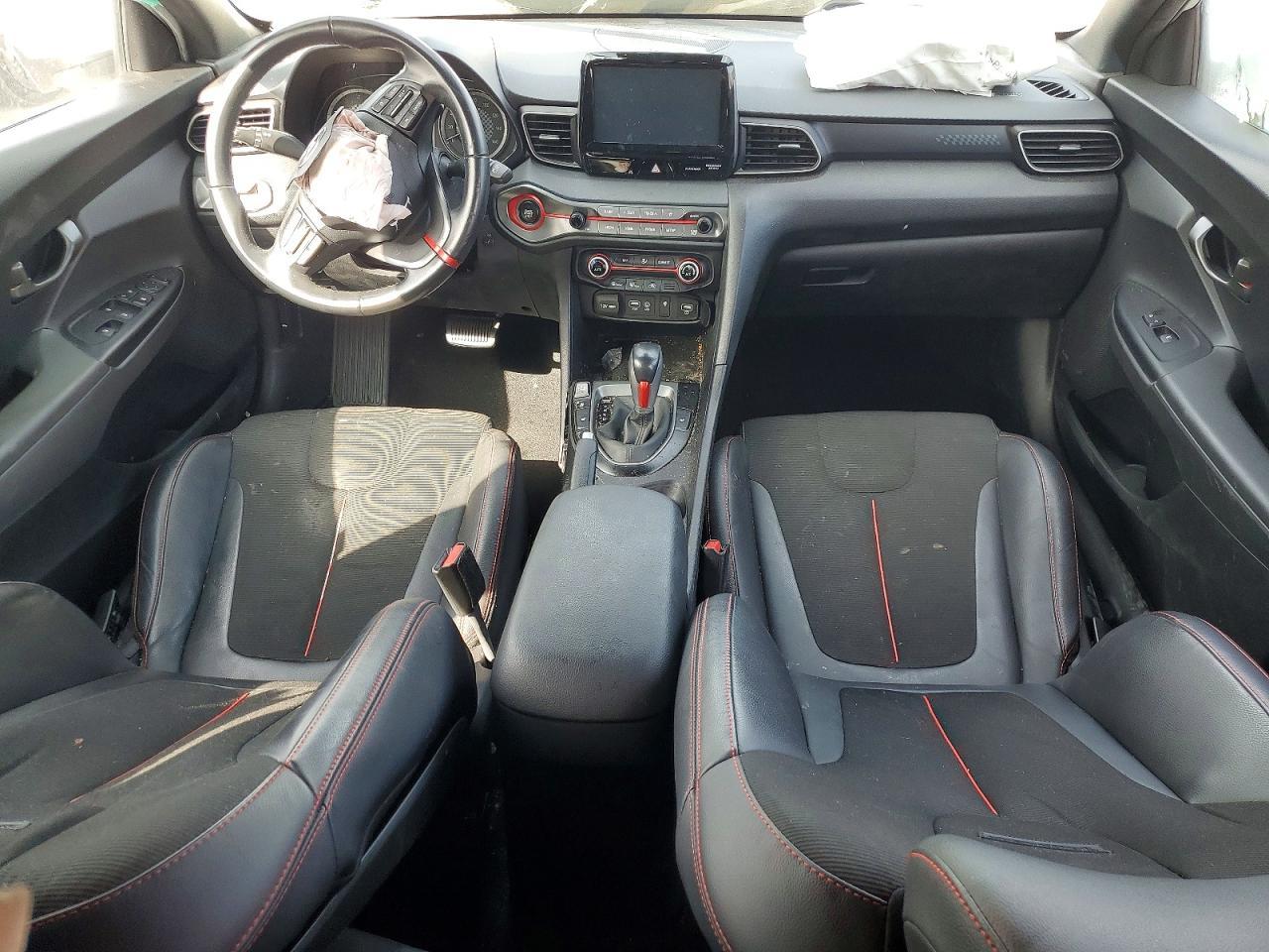 2020 Hyundai Veloster 2.0L Premium - zdjęcie 8