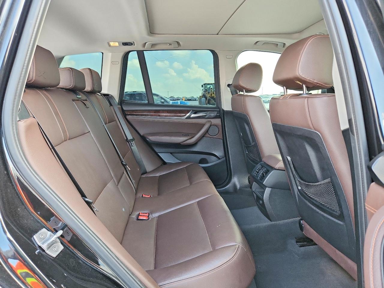 2016 BMW X3 xDrive28I - zdjęcie 11