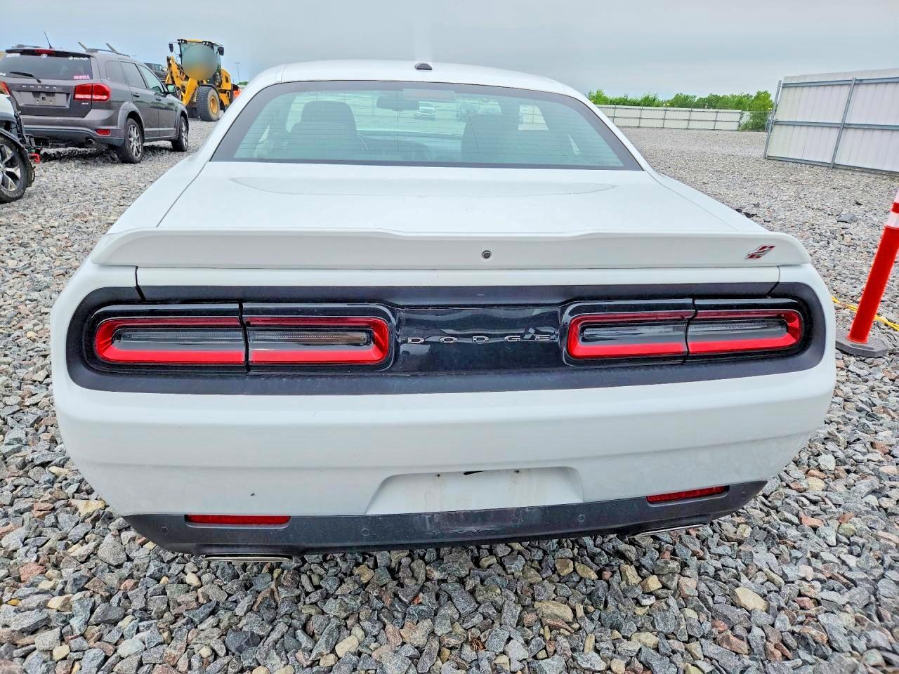 2022 Dodge Challenger Gt - zdjęcie 6