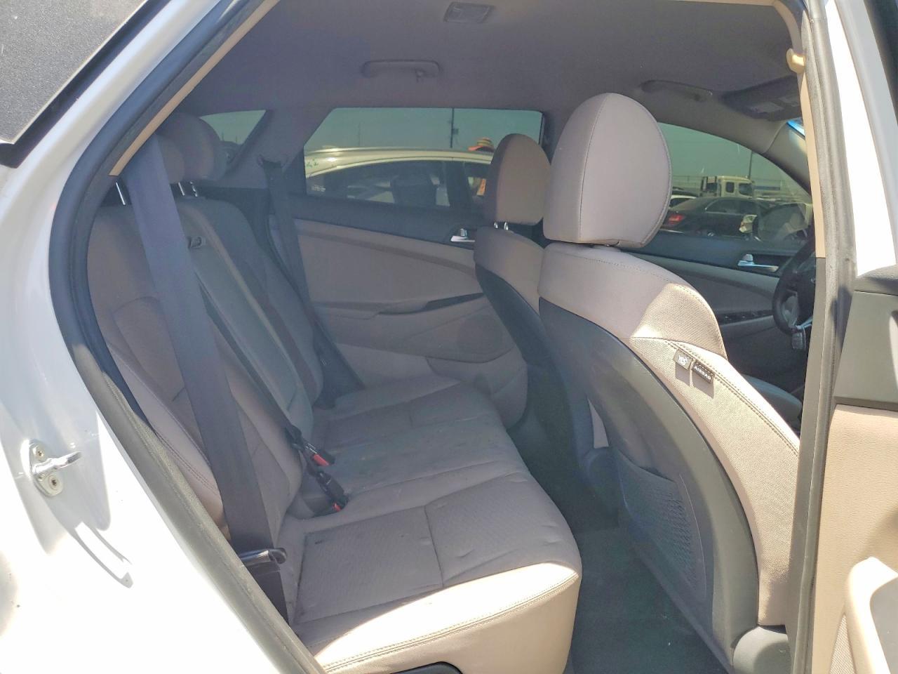 2021 Hyundai Tucson Value - zdjęcie 11