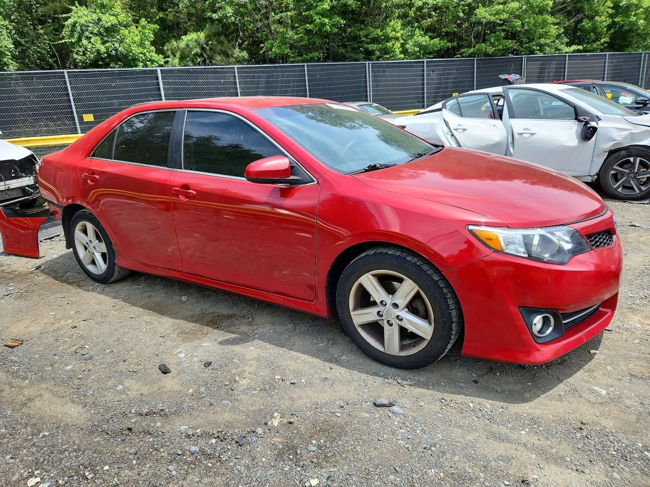 2013 Toyota Camry Se - zdjęcie 4