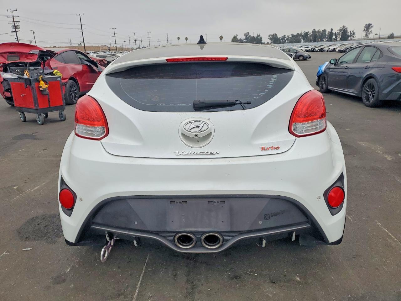 2016 Hyundai Veloster Turbo - zdjęcie 6