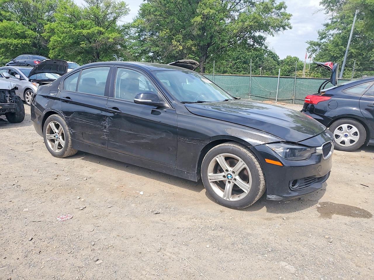 2015 BMW 320 I - zdjęcie 4