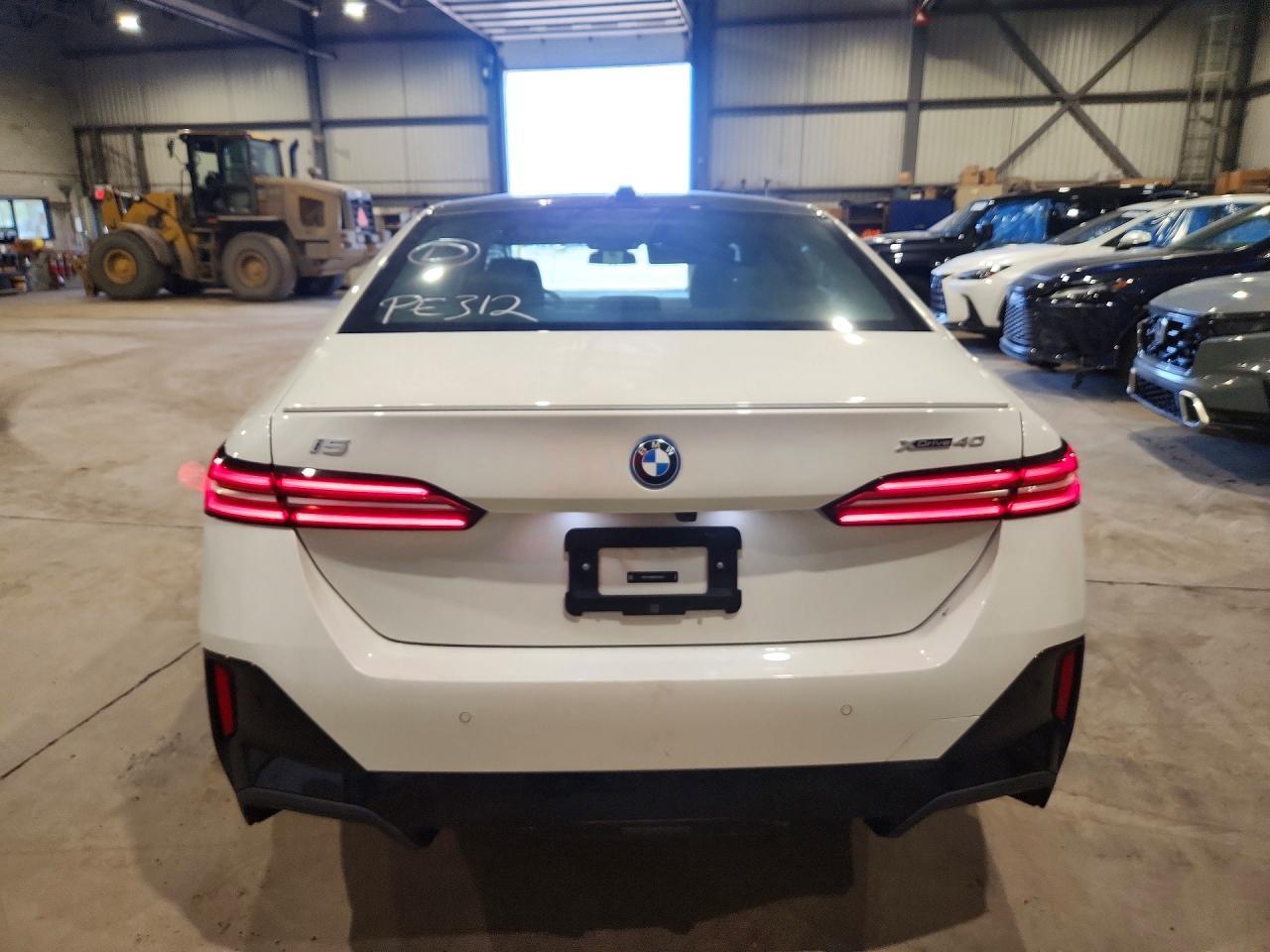 2025 BMW I5 xDrive 40 - zdjęcie 6